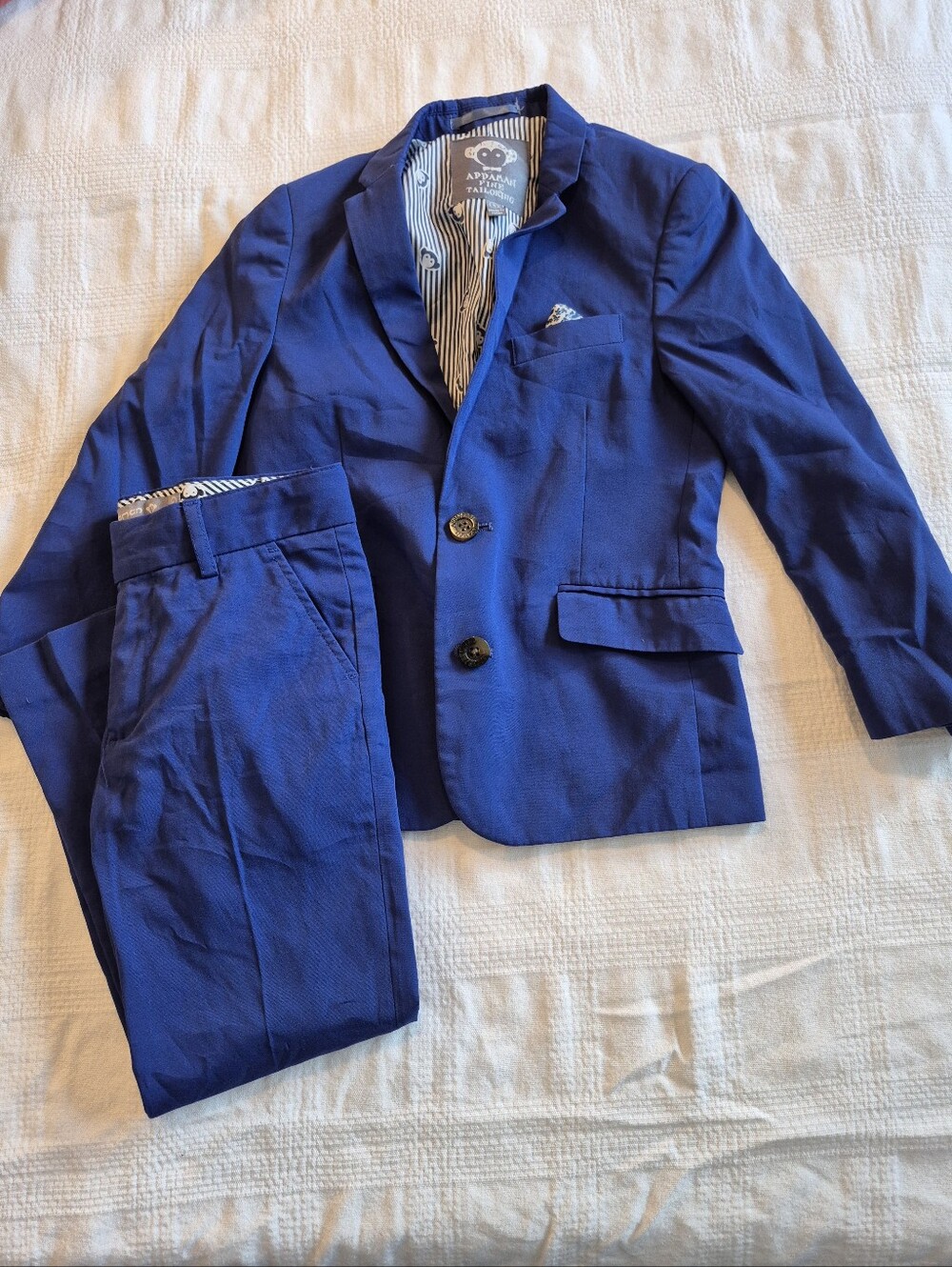 Appaman Boys size 6 Mod Suit in a vibrant, sapphire or palace blue hue EUC